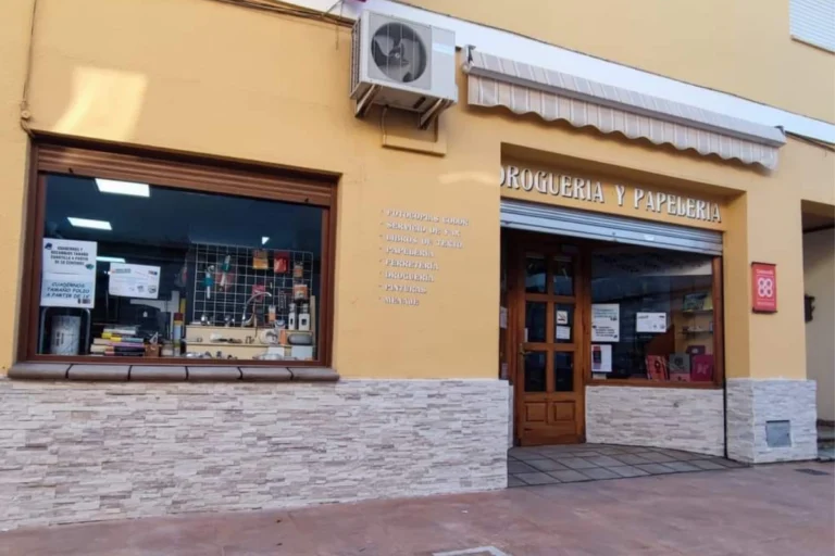 ferreteria papeleria marta 2 768x512